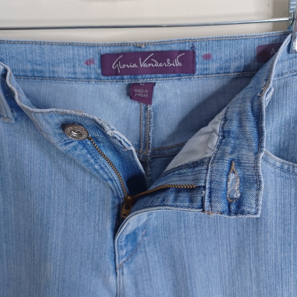 Gloria Vanderbilt "Amanda" Jean. Size 12 Regular.